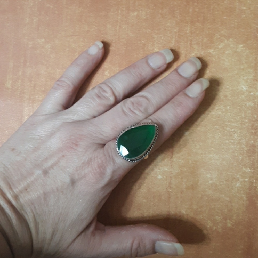 New Emerald 925 Silver Ring. - Picture 3 of 8